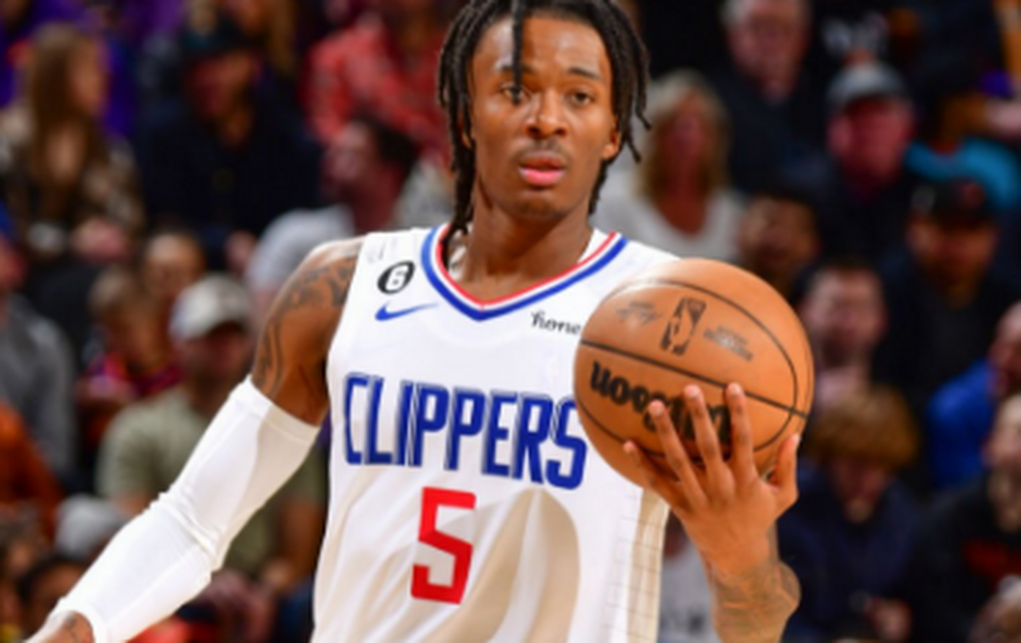 ag中国官网-菲尼克斯太阳赛前调整名单；志在NBA常规赛名次提升；底气十足；球探报告显示潜力