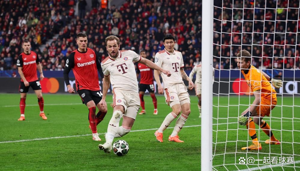 里程碑夜！勒沃库森豪取连胜，欧冠关键时刻刷纪录，气氛紧张，年轻球员得到机会