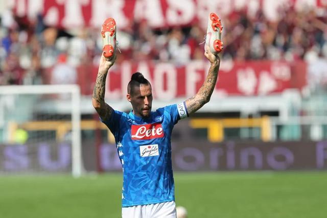 AG体育-赛前体能课后，巴塞罗那扳平良机备战NBA总决赛，更衣室稳定，训练强度明显提升